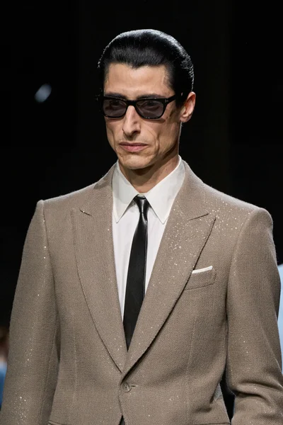 Look 89